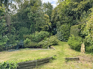 Photo 17- click for photo gallery